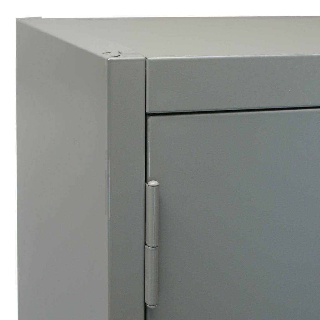 Republic 1200 series features modern square corners